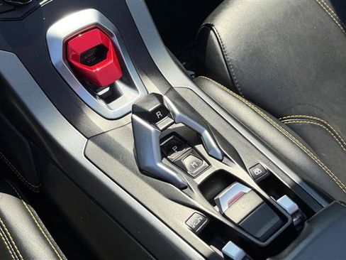 Used 2019 Lamborghini Huracan LP 580-2 RWD image 40