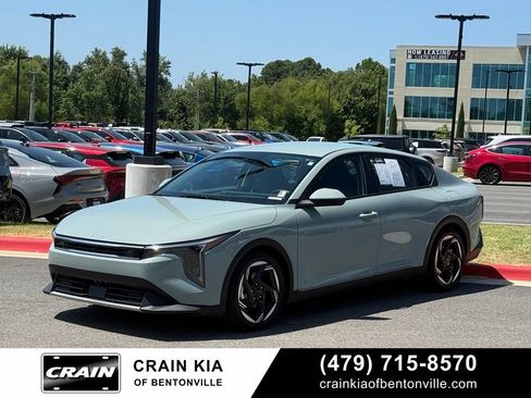 Certified 2025 Kia K4 EX FWD image 3