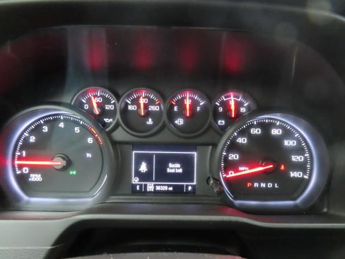 Used 2024 Chevrolet Silverado 2500 Custom w/ Z71 Off-Road Package image 23