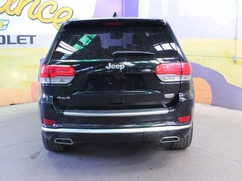 Used 2019 Jeep Grand Cherokee Summit image 4