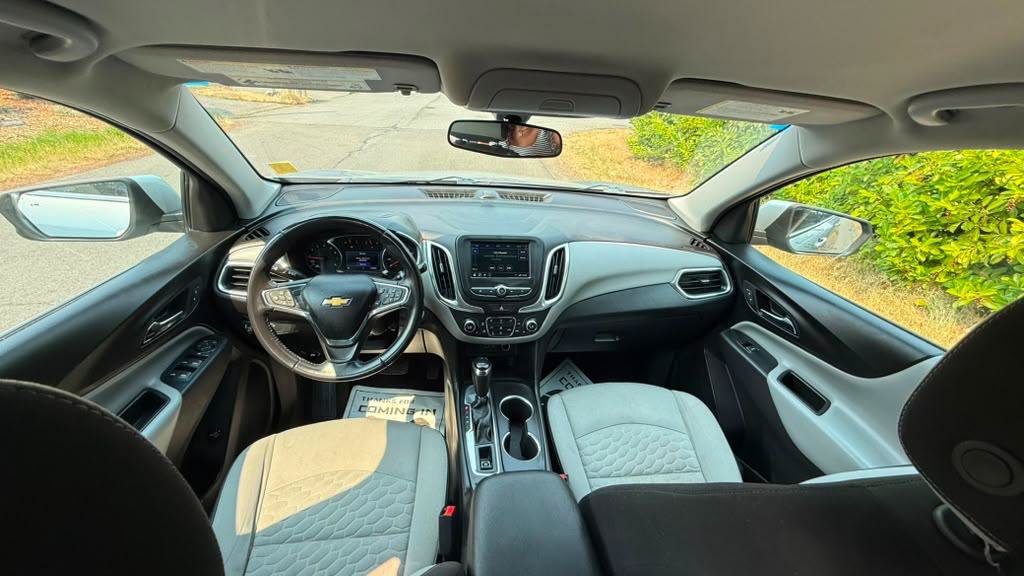Used 2019 Chevrolet Equinox LT FWD image 4