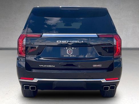 Used 2025 GMC Yukon XL Denali AWD/4WD image 4