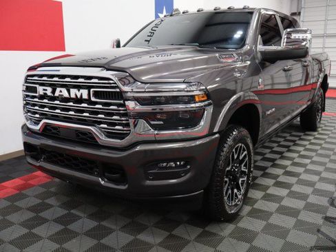 Used 2025 RAM 3500 Longhorn AWD/4WD image 3