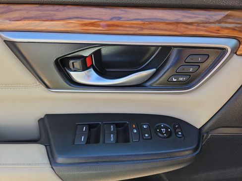 Used 2019 Honda CR-V EX-L image 18