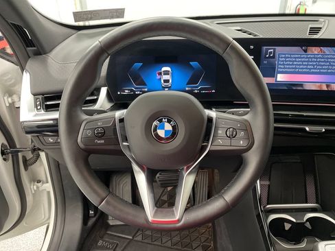 Used 2026 BMW X2 xDrive28i AWD/4WD image 6