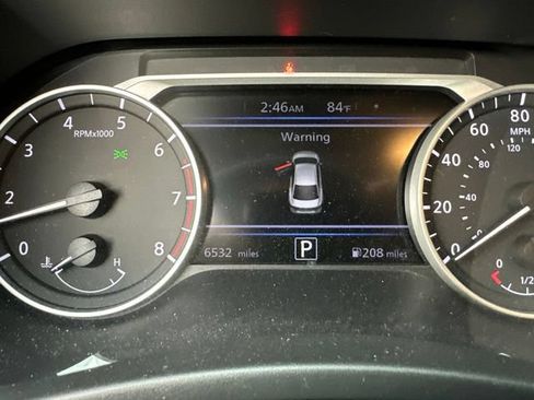 Used 2024 Nissan Sentra SR FWD image 7
