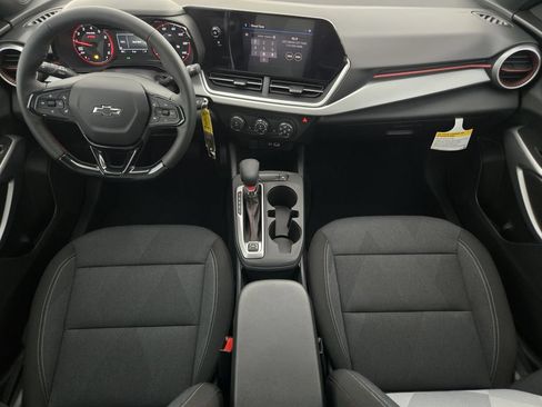 New 2026 Chevrolet Trax RS w/ Driver Confidence Package FWD image 28
