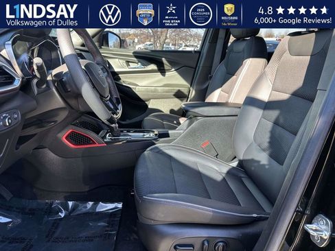 Used 2022 Chevrolet TrailBlazer RS w/ Technology Package image 10