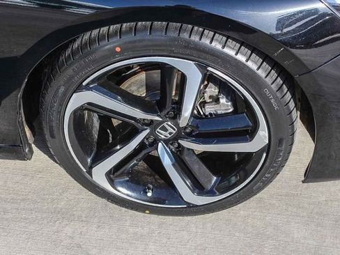 Used 2022 Honda Accord Sport image 12