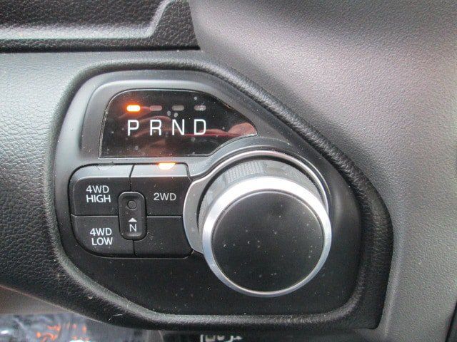 Used 2024 RAM 2500 Big Horn AWD/4WD image 21