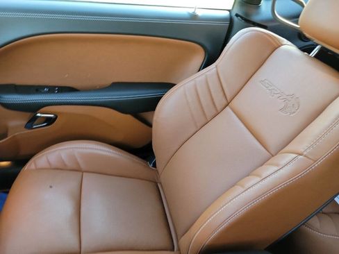 Used 2020 Dodge Challenger SRT Hellcat Redeye image 15