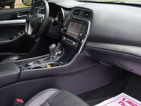 Used 2018 Nissan Maxima 3.5 SL FWD image 13