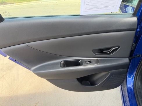 Certified 2025 Hyundai Elantra Sport FWD image 11