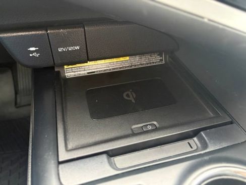 Used 2018 Toyota Camry XSE FWD image 29