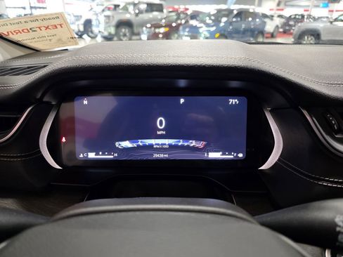 Used 2024 Jeep Grand Cherokee L Limited w/ Luxury Tech Group II image 32