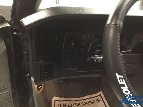 Used 1987 Chevrolet Camaro Z28 image 19