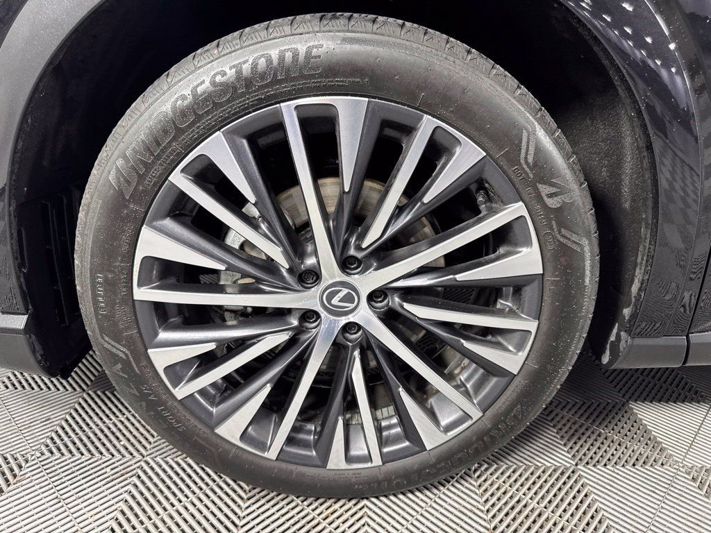 Used 2024 Lexus RX 350 Premium Plus w/ Convenience Package AWD/4WD image 9