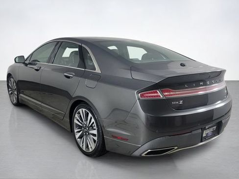 Used 2017 Lincoln MKZ Reserve w/ Climate Package FWD image 5
