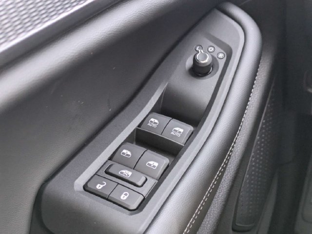New 2027 Jeep Grand Cherokee Laredo X RWD image 26
