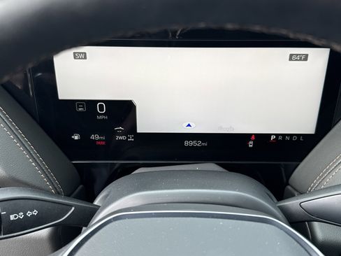 Used 2025 GMC Yukon AT4 w/ AT4 Premium Package image 21