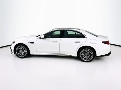 New 2026 Mercedes-Benz E 53 AMG e 4MATIC Sedan image 5