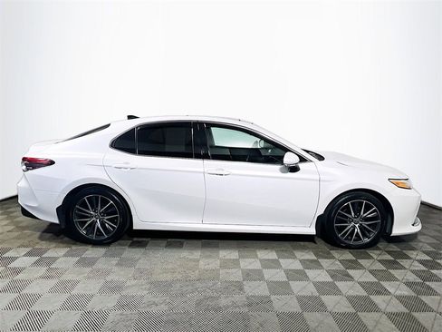 Certified 2023 Toyota Camry XLE image 9