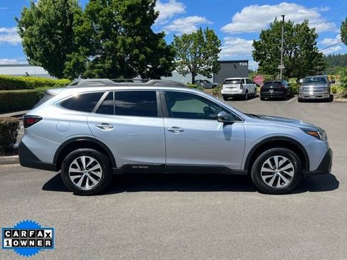 Used 2022 Subaru Outback Premium AWD/4WD image 8