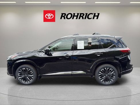 Used 2026 Nissan Rogue Platinum w/ Platinum Premium Package AWD/4WD image 9