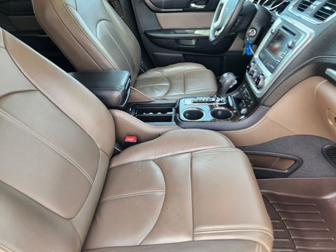Used 2017 GMC Acadia Limited SLT FWD image 11