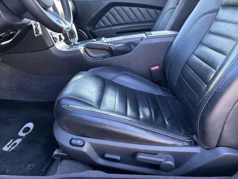 Used 2013 Ford Mustang GT Premium w/ Brembo Brake Pkg RWD image 18