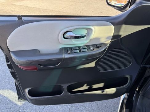 Used 2003 Ford F150 Harley-Davidson image 12