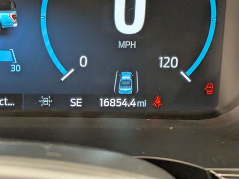 Used 2023 Ford F150 Lariat w/ Equipment Group 502A High image 21