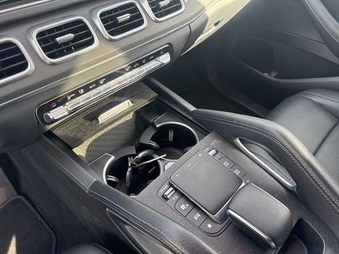 Used 2021 Mercedes-Benz GLE 350 w/ Premium Package image 12