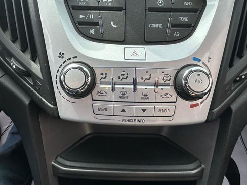 Used 2016 Chevrolet Equinox LT FWD image 25