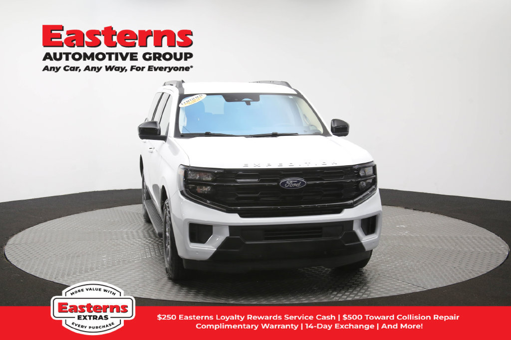 Used 2025 Ford Expedition Active AWD/4WD image 52
