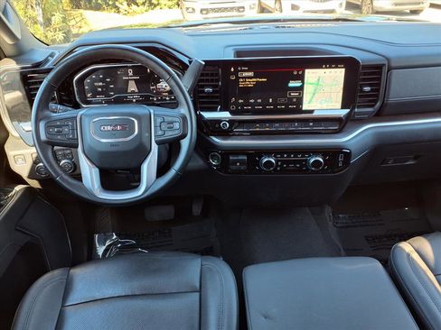 Used 2025 GMC Sierra 1500 SLT image 16