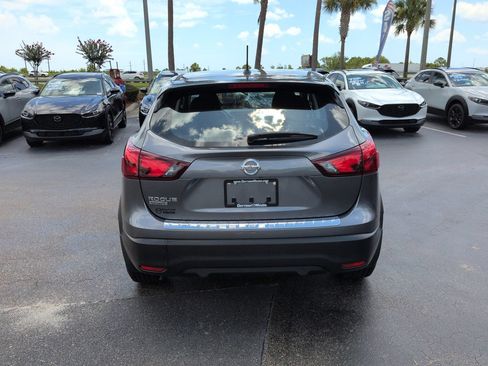 Used 2019 Nissan Rogue Sport S w/ Appearance Package FWD image 5