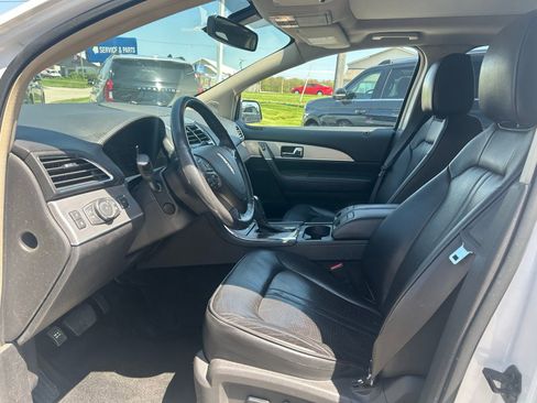 Used 2012 Lincoln MKX AWD image 10
