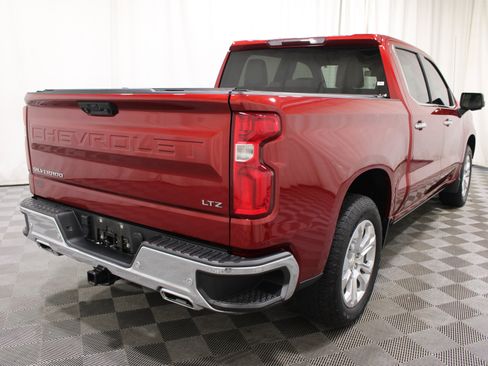 Used 2023 Chevrolet Silverado 1500 LTZ AWD/4WD image 30