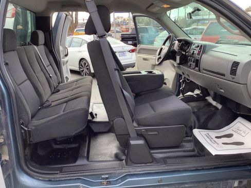 Used 2011 Chevrolet Silverado 2500 W/T image 31
