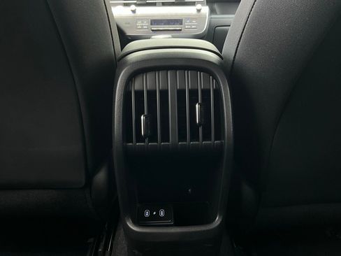 Used 2025 Hyundai Kona SEL image 12