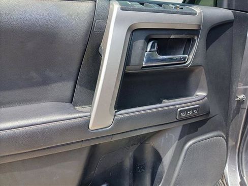 Used 2020 Toyota 4Runner Limited AWD/4WD image 11