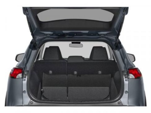 Used 2023 Toyota Corolla Cross LE image 11