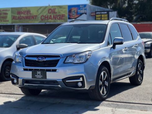 Used 2018 Subaru Forester 2.5i Limited AWD/4WD image 3