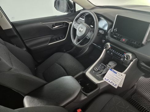New 2025 Toyota RAV4 XLE image 33