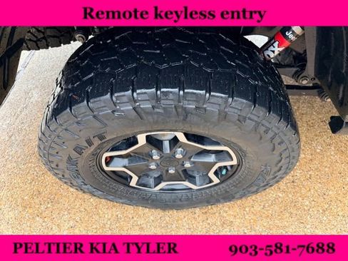 Used 2021 Jeep Gladiator Rubicon image 13