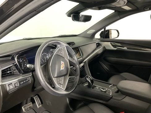 Used 2024 Cadillac XT5 Sportv w/ Technology Package image 20