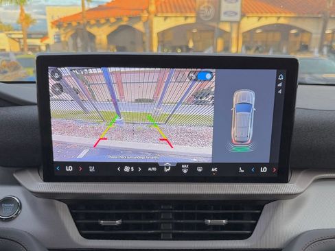 New 2026 Ford Explorer Active w/ Active Comfort Package RWD image 24