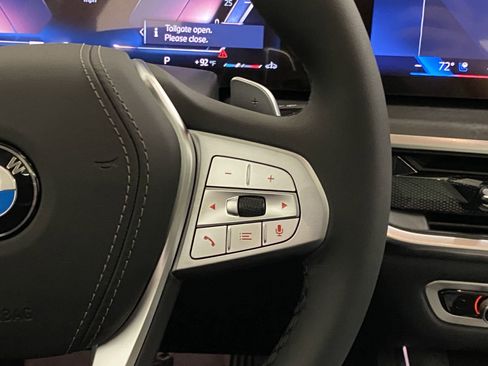 Used 2026 BMW X7 xDrive40i w/ Premium Package image 34