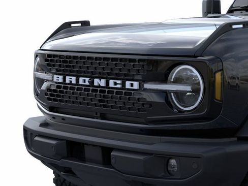 New 2026 Ford Bronco Outer Banks w/ Sasquatch Package AWD/4WD image 21